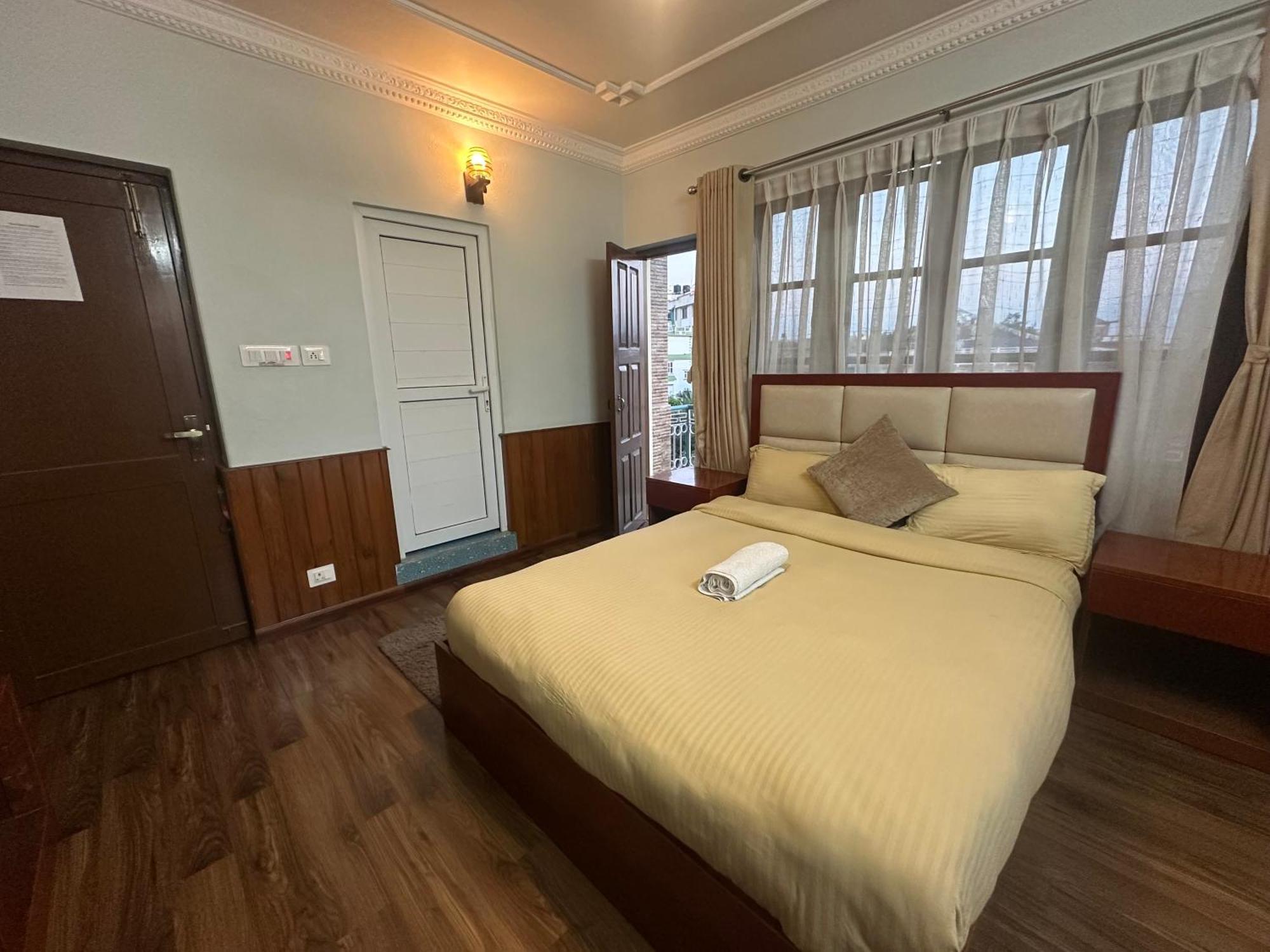 Norbu Hotel Катманду Екстер'єр фото